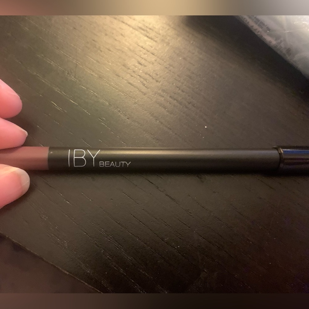 IBY Beauty Lipliner